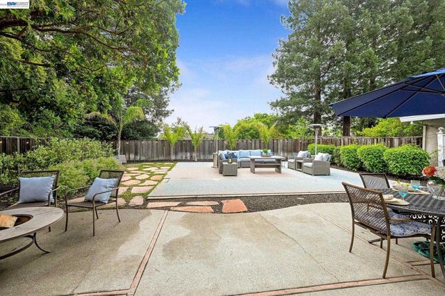 15 Pamplona Court, San Ramon, CA 94583