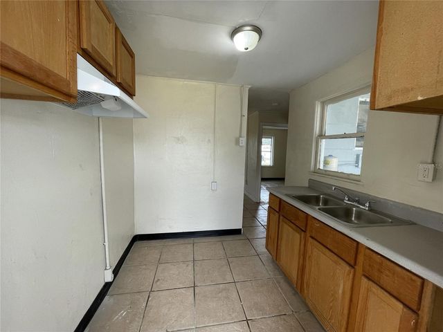 242 C STREET, Lake Wales, FL 33853