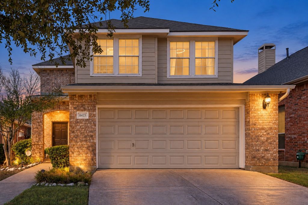 8425 Tyler Drive, Lantana, TX 76226 — exterior