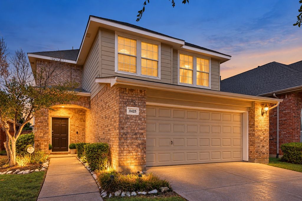 8425 Tyler Drive, Lantana, TX 76226 — photo 2