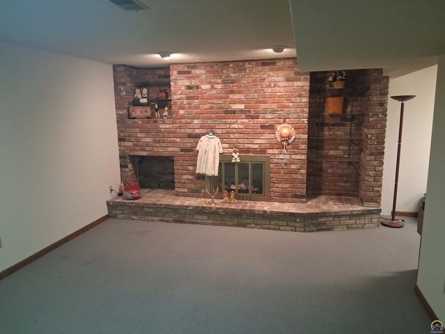 3731 SE 27th ST, Topeka, KS 66605
