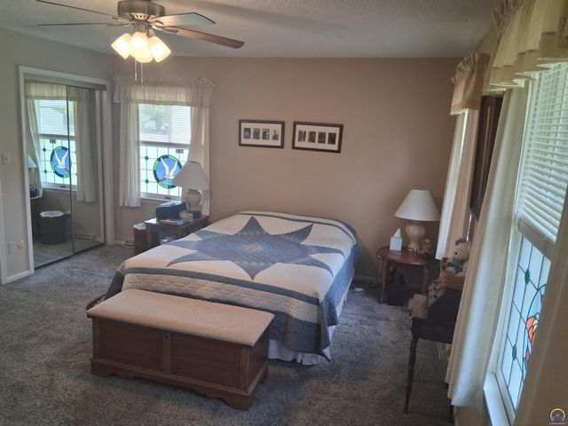 3731 SE 27th ST, Topeka, KS 66605