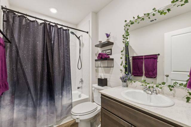 845 Moonwake Drive, Lavon, TX 75166