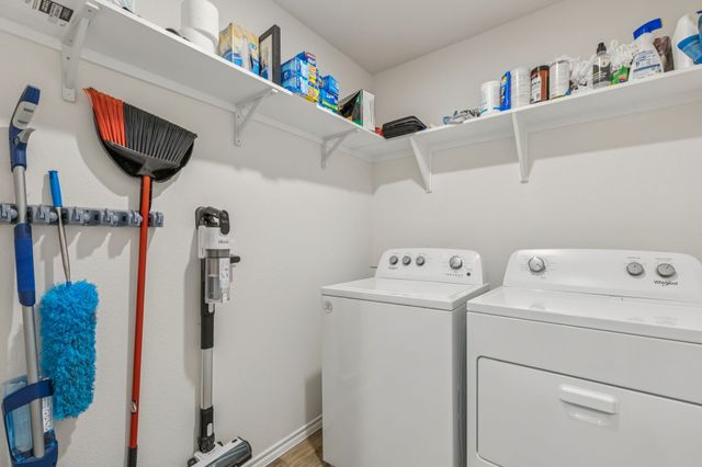 845 Moonwake Drive, Lavon, TX 75166