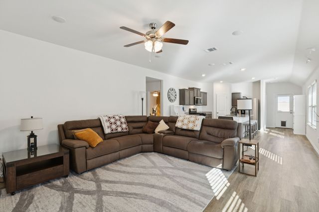 845 Moonwake Drive, Lavon, TX 75166