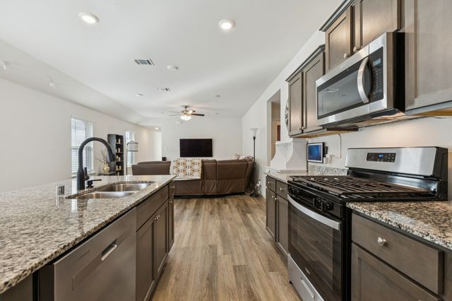 845 Moonwake Drive, Lavon, TX 75166