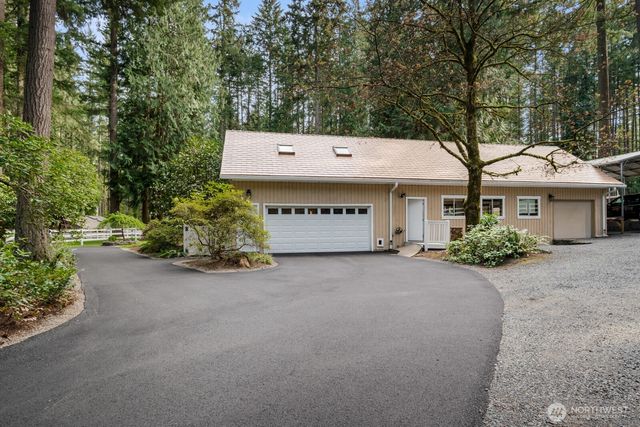 16 Bridlewood Circle, Kirkland, WA 98033