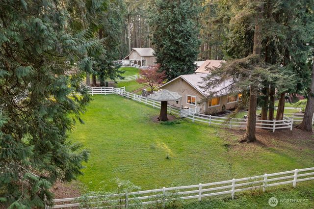 16 Bridlewood Circle, Kirkland, WA 98033