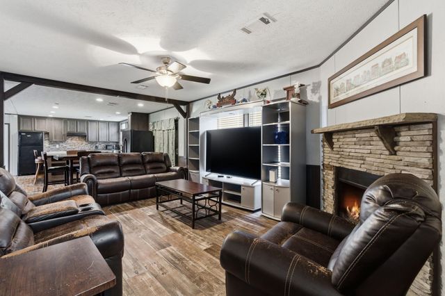 3110 Green Forest Road, Conroe, TX 77303