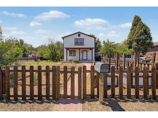 1805 Harlan St, Lakewood, CO 80214