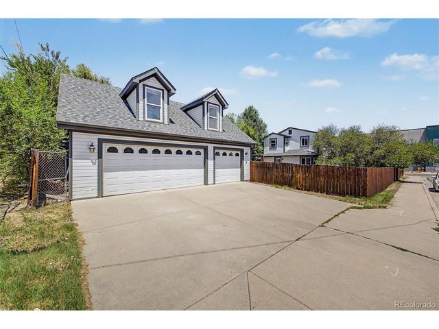 1805 Harlan St, Lakewood, CO 80214