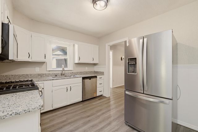 1602 Edgemoor st, El Dorado, KS 67042