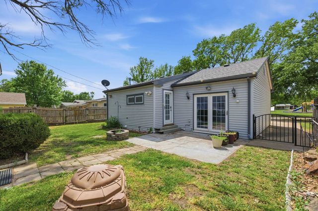 1602 Edgemoor st, El Dorado, KS 67042