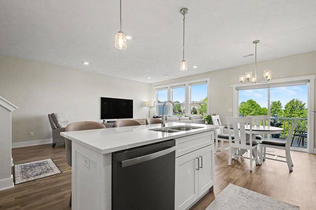 4819 Stonewood River Avenue Sw, City Of Wyoming, MI 49418