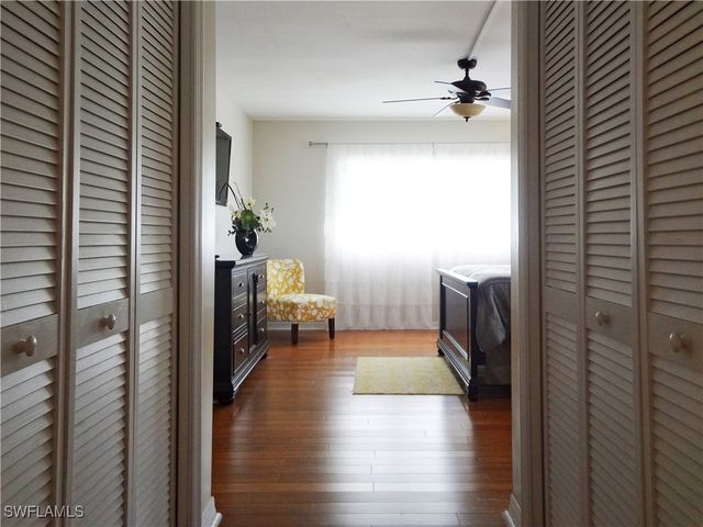 1860 Bald Eagle DR 403B, Naples, FL 34105