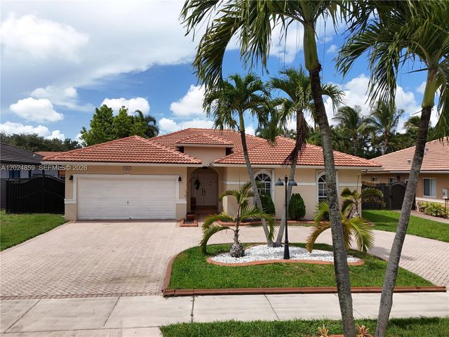 7831 NW 160th Ter, Miami Lakes, FL 33016