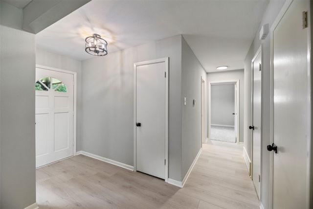 1138 Usher Street, Benbrook, TX 76126