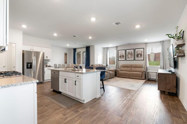 300 Brooklyn DR, Georgetown, TX 78626