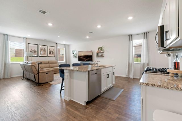 300 Brooklyn DR, Georgetown, TX 78626