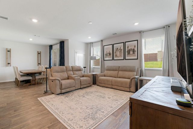 300 Brooklyn DR, Georgetown, TX 78626