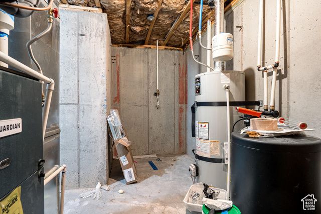 5203 N TOMAHAWK DR, Enoch, UT 84721