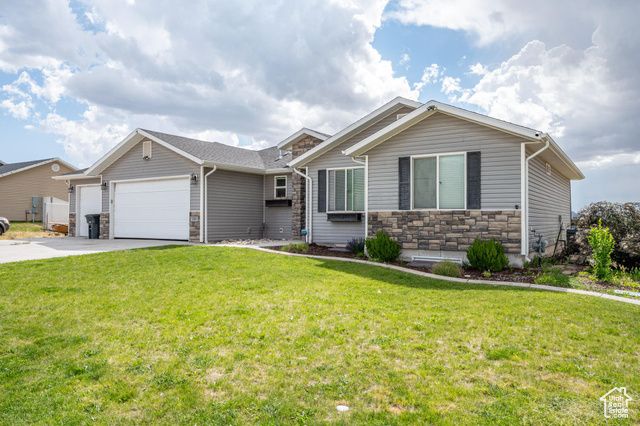 5203 N TOMAHAWK DR, Enoch, UT 84721