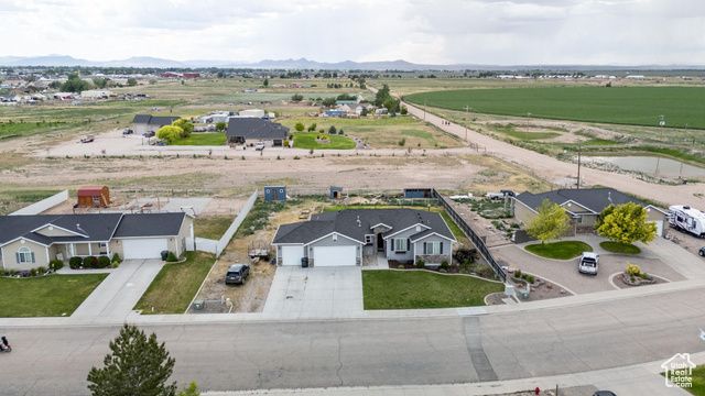 5203 N TOMAHAWK DR, Enoch, UT 84721