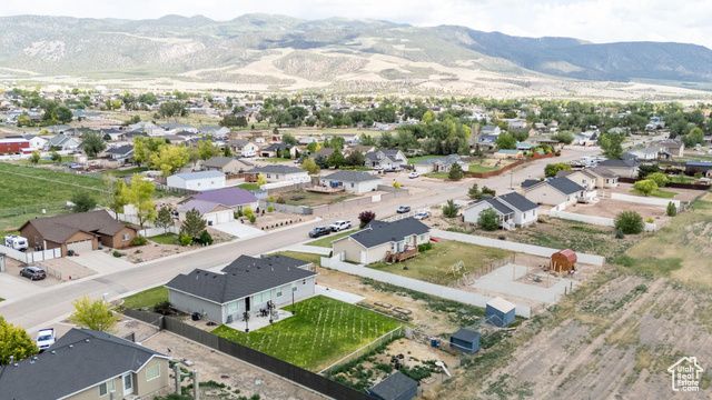 5203 N TOMAHAWK DR, Enoch, UT 84721