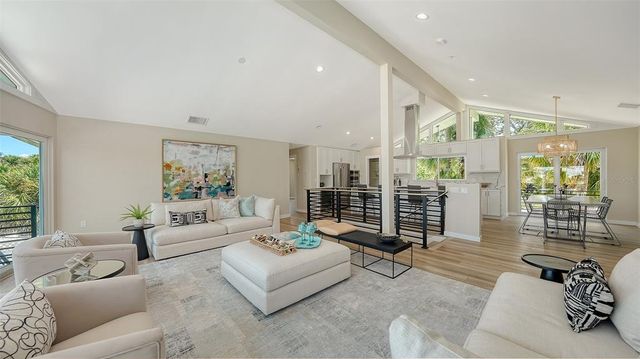 5168 SANDY COVE, Sarasota, FL 34242