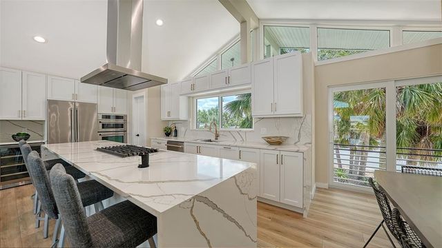 5168 SANDY COVE, Sarasota, FL 34242