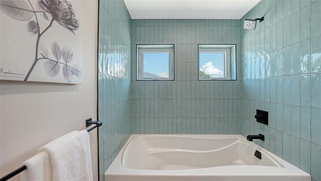 5168 SANDY COVE, Sarasota, FL 34242