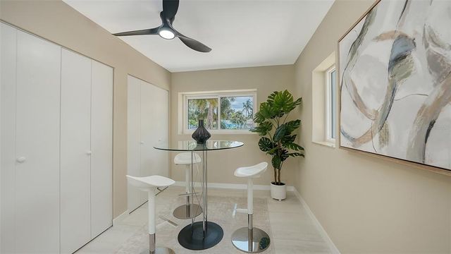 5168 SANDY COVE, Sarasota, FL 34242