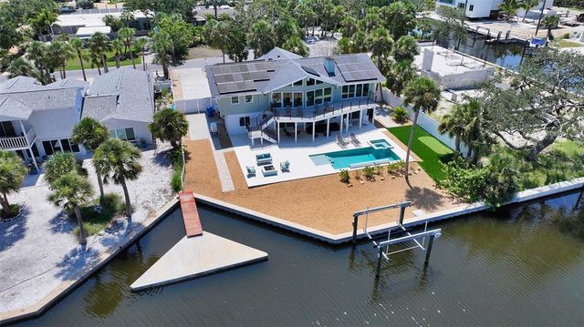 5168 SANDY COVE, Sarasota, FL 34242