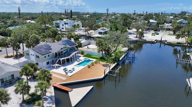 5168 SANDY COVE, Sarasota, FL 34242