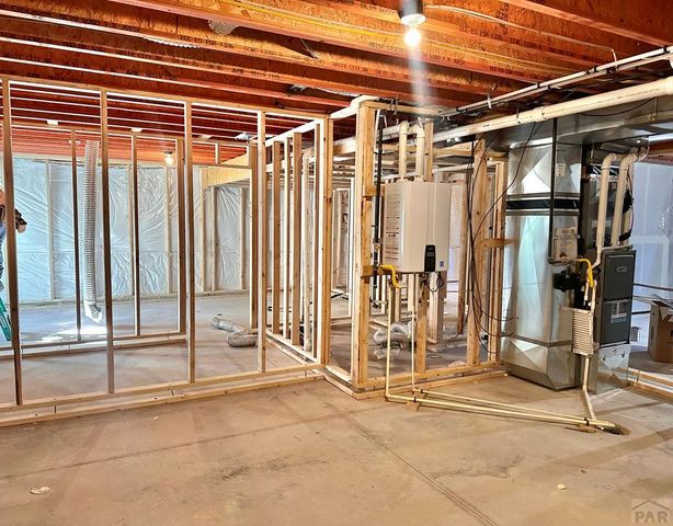 1673 E Silverwood Dr, Pueblo West, CO 81007