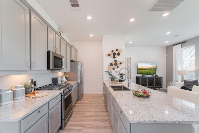 438 Lake Day Drive, Conroe, TX 77304