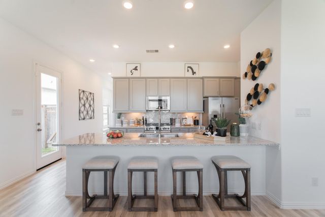 438 Lake Day Drive, Conroe, TX 77304