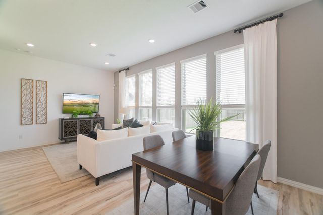 438 Lake Day Drive, Conroe, TX 77304