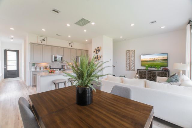 438 Lake Day Drive, Conroe, TX 77304