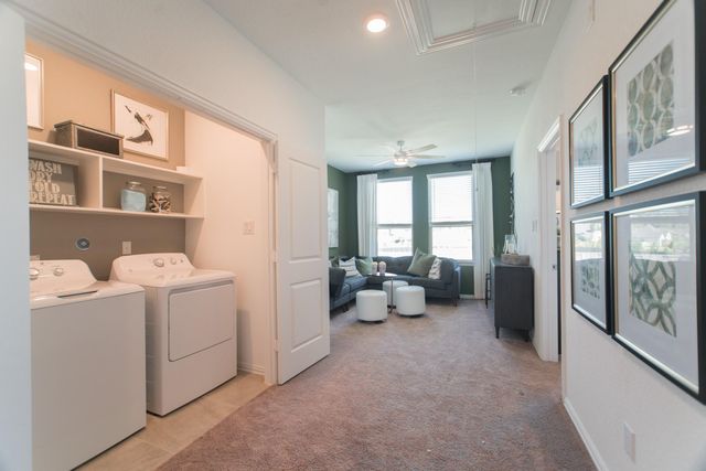 438 Lake Day Drive, Conroe, TX 77304