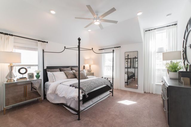 438 Lake Day Drive, Conroe, TX 77304