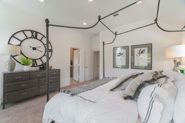 438 Lake Day Drive, Conroe, TX 77304