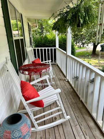 406 Kingsridge Drive, Hixson, TN 37343