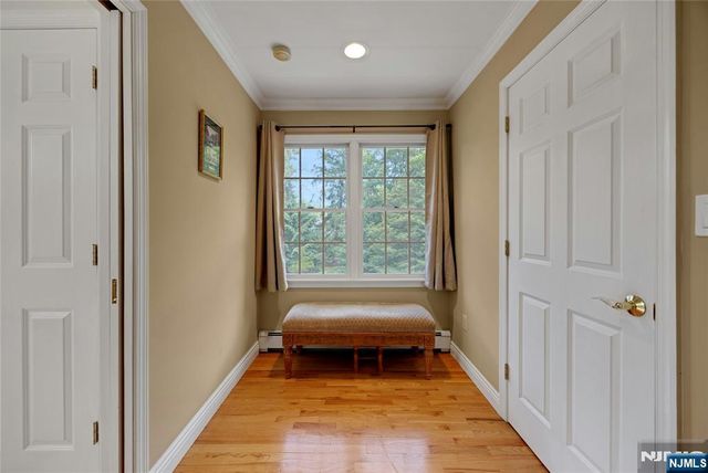 980 Briarwoods Road, Franklin Lakes, NJ 07417