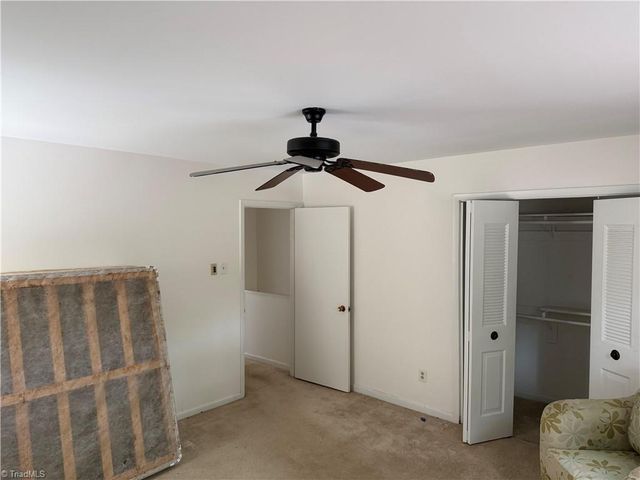 205 Village Lane F, Greensboro, NC 27409