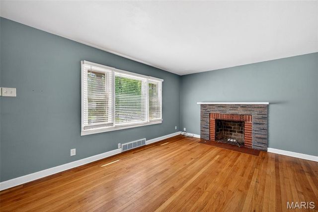 9719 Greenwood Terrace, Rock Hill, MO 63119