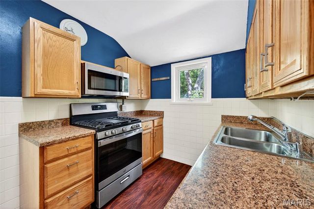9719 Greenwood Terrace, Rock Hill, MO 63119