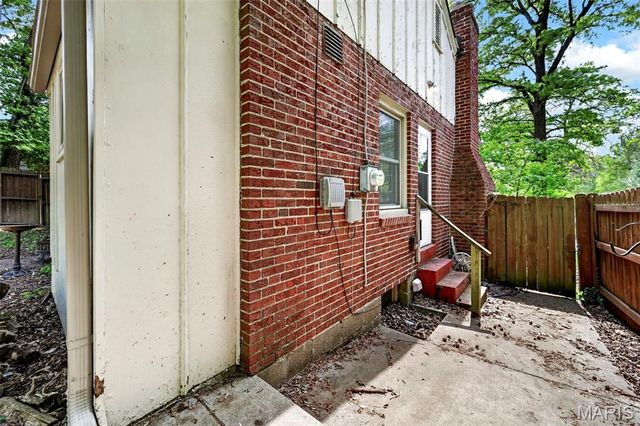9719 Greenwood Terrace, Rock Hill, MO 63119