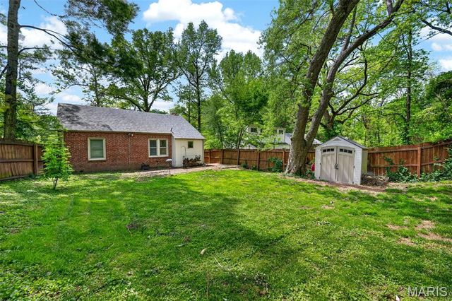9719 Greenwood Terrace, Rock Hill, MO 63119