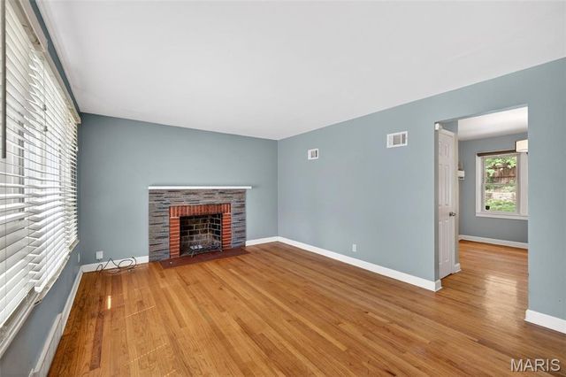 9719 Greenwood Terrace, Rock Hill, MO 63119
